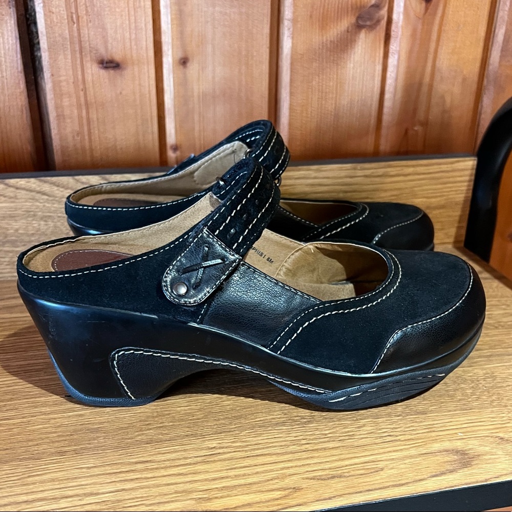 Bass Slip On Shoes Size 8